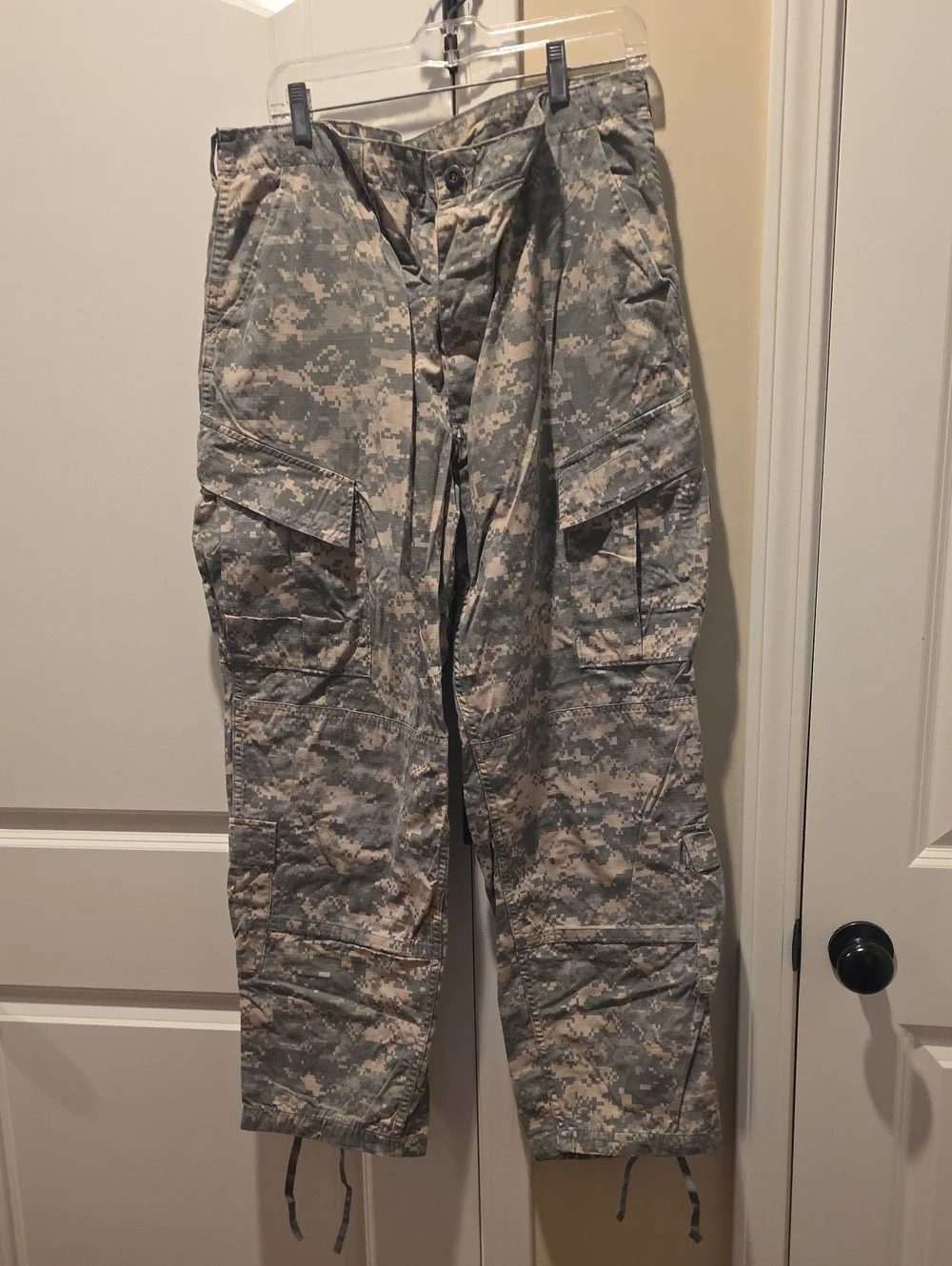 Army Combat Uniform ACU Cargo Pants in Digital Camo